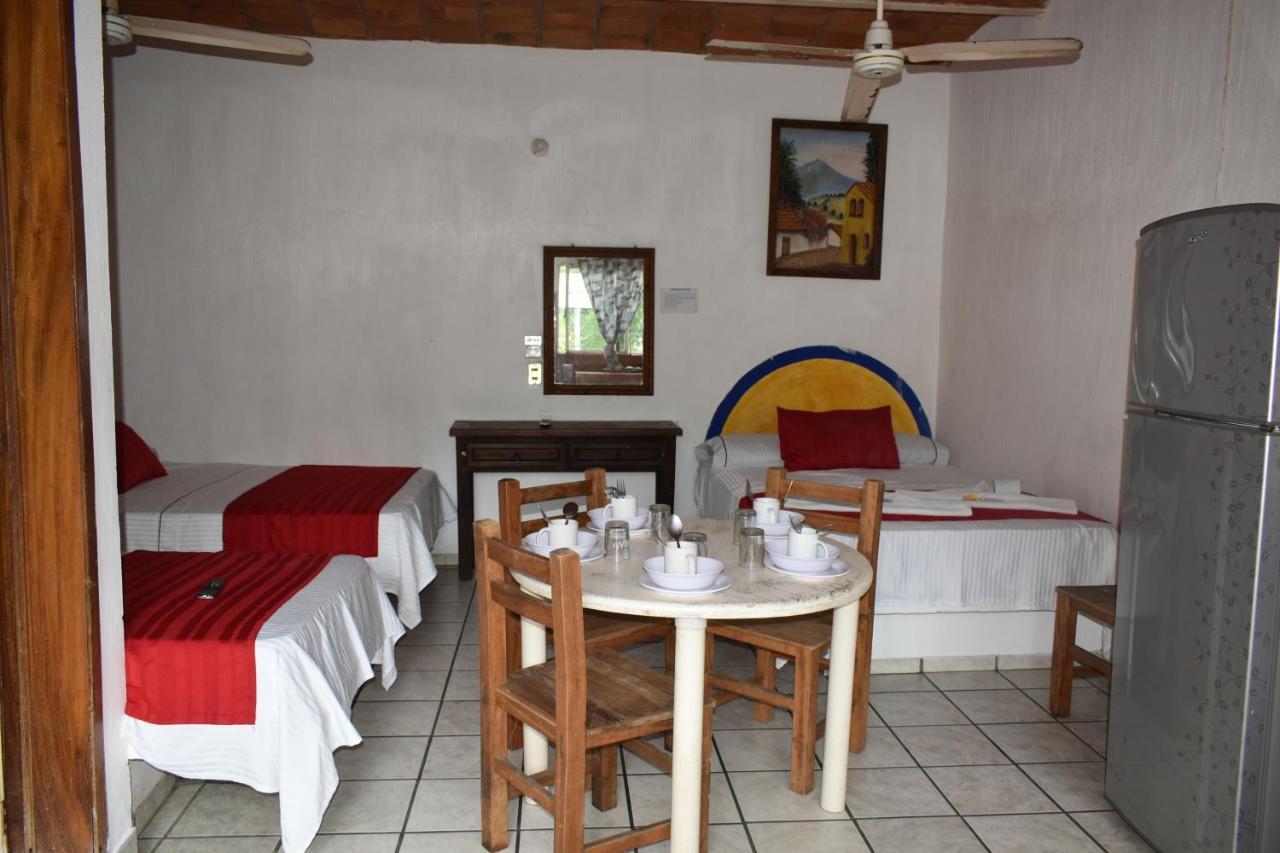 Hotel Y Bungalows Islas Careyes Los Ayala Dış mekan fotoğraf